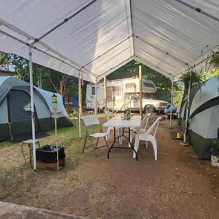 5 Minutes Walk Bio-Bay Stations-Restaurants - Beaches 212 Cll Acacia Rv Camper In Front 别克斯 外观 照片